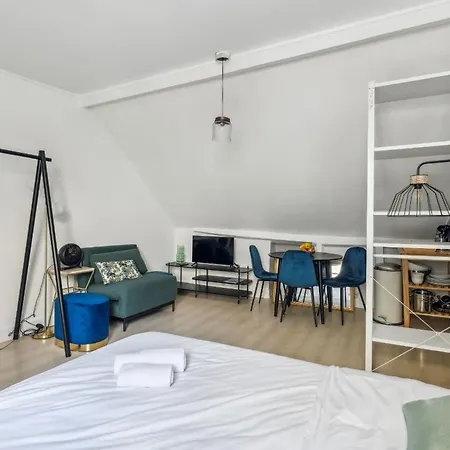 Pont Neuf & Jardin Du Luxembourg - Cityapartmentstay * Paris