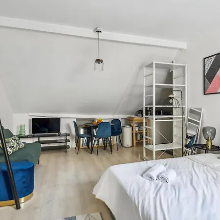 Pont Neuf & Jardin Du Luxembourg - Cityapartmentstay * Paris
